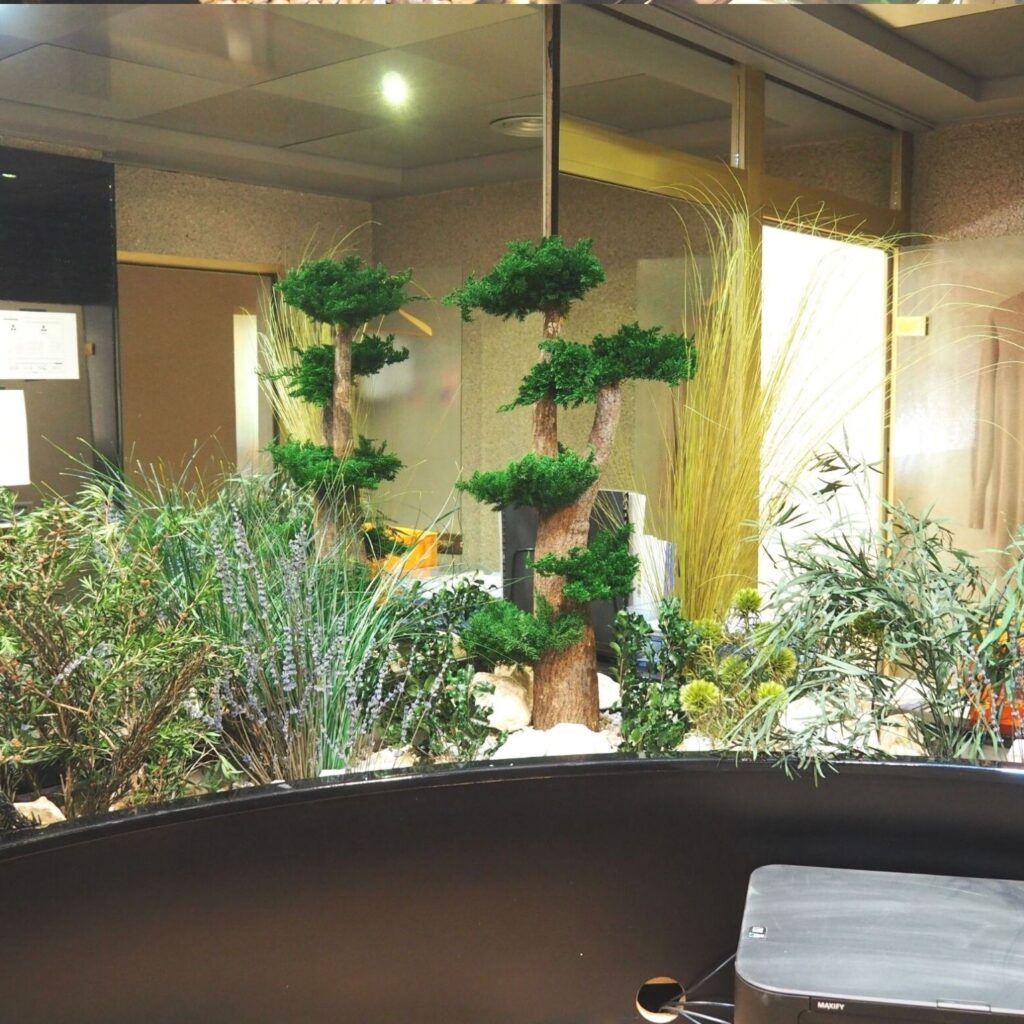 exemples-realisations-mur-logo-tableau-vegetal-ecrin-vegetal-client-someca-2