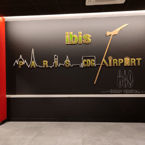 lettres logo vegetal ecrin vegetal hotel ibis paris