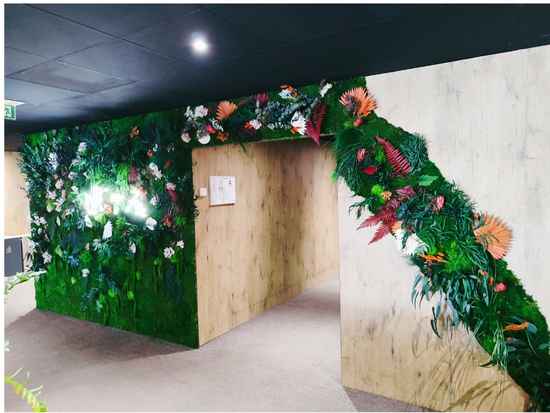 ecrin-vegetal-decoration-mur-vegetal-hotel-ibis-paris
