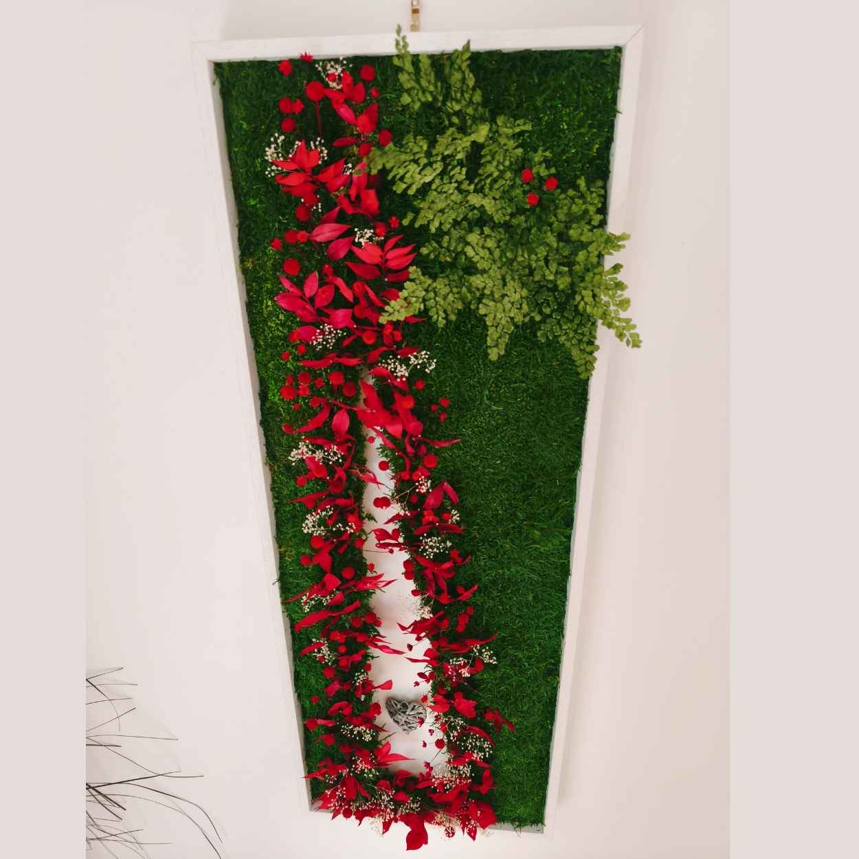 tableau-écrin-végétal-fente-rouge-coeur-3