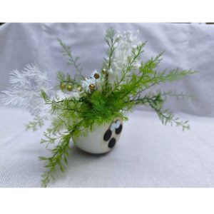 Pot blanc aimanté, agapanthe stabilisée